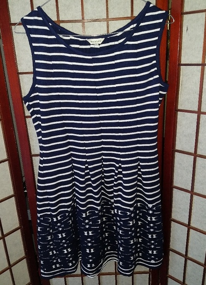 LAST CHANCEMax Studios A-Line Dress - Picture 4 of 8